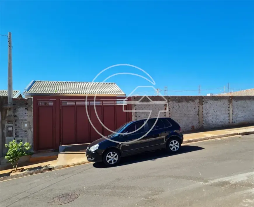 Foto do imóvel - Casa à venda com 3 quartos, 1 suíte, 320 m², 1 banheiro e 3 vagas na garagem em