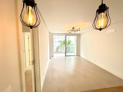 Apartamento com 3 Quartos à venda, 94m² no Centro, Florianópolis
