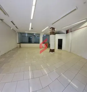 Loja / Salão / Ponto Comercial com 1 Quarto para alugar, 220m² no Centro, Sorocaba