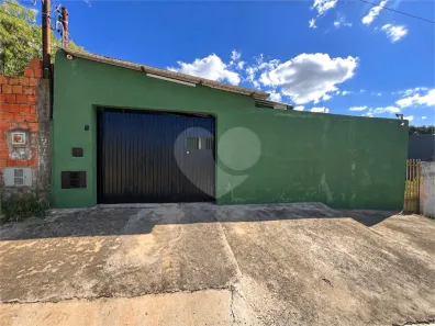 Casa com 2 Quartos à venda, 250m² no Vila Barth, Itapetininga