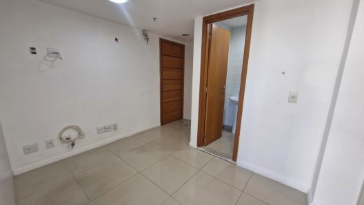 Conjunto Comercial / Sala à venda, 75m² no Jacarepaguá, Rio de Janeiro
