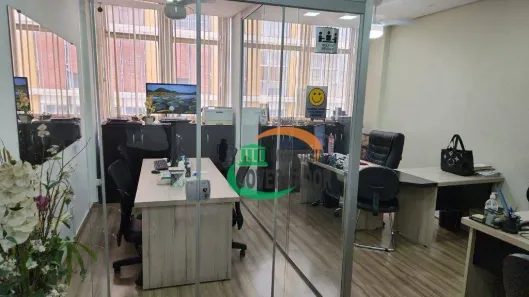 Conjunto Comercial / Sala à venda, 34m² no Centro, Campinas