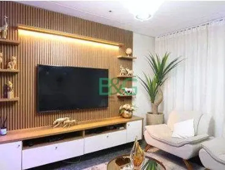 Foto do imóvel - Casa de Condomínio com 3 Quartos à venda, 220m²