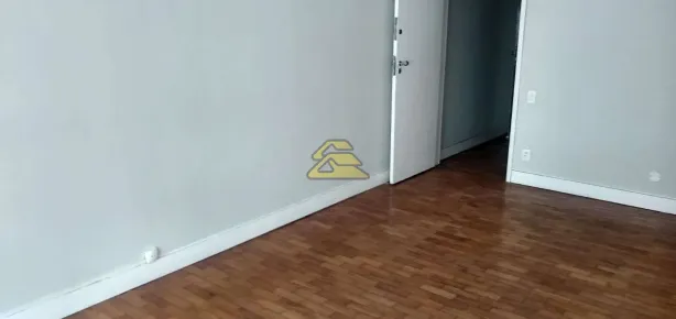 Conjunto Comercial / Sala à venda, 28m² no Centro, Rio de Janeiro
