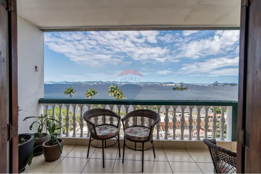 Foto do imóvel - Apartamento à venda com 3 quartos, 2 suítes, 150 m², 4 banheiros e 2 vagas na garagem em