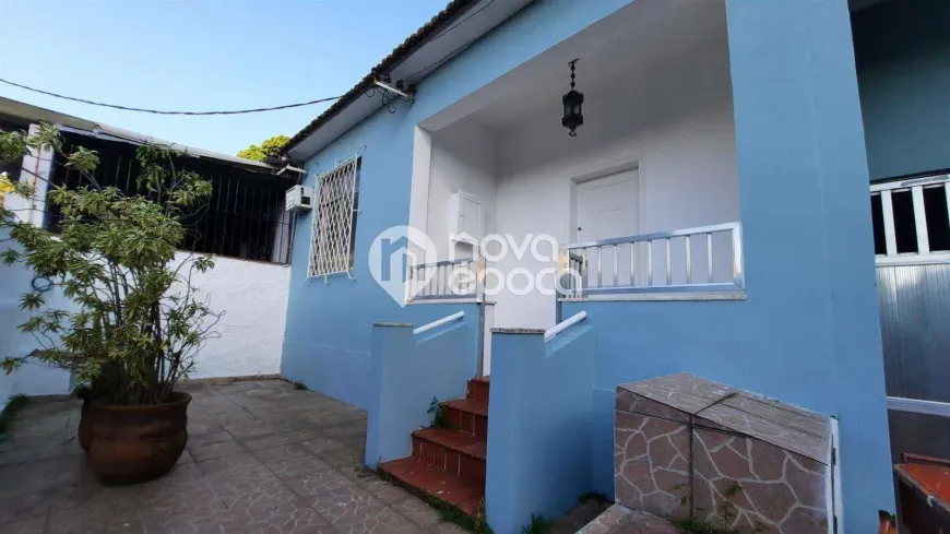 Foto do imóvel - Casa à venda com 4 quartos, 4 banheiros e 3 vagas na garagem próxima à Estação Engenho Novo em