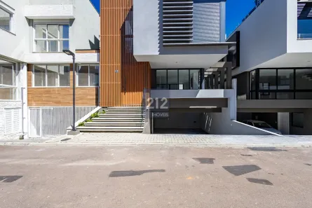 Casa de Condomínio com 3 Quartos à venda, 245m² no Campo Comprido, Curitiba
