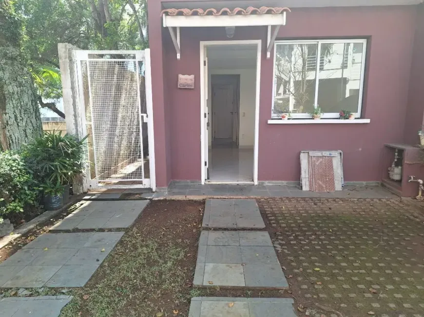 Foto do imóvel - Sobrado condomínio com piscina, 2 quartos, 1 banheiro e 2 vagas para comprar em