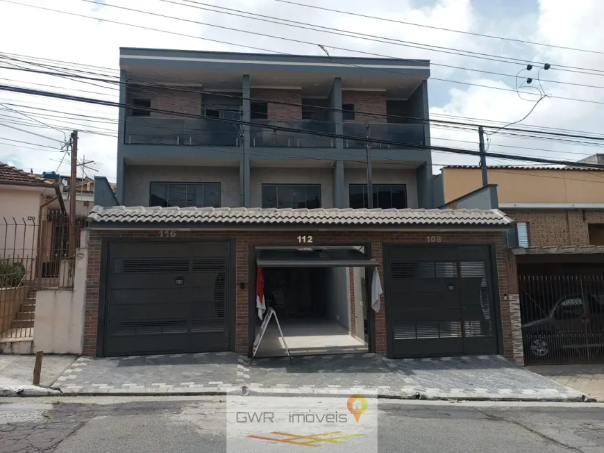 Foto do imóvel - Sobrado à venda com 3 quartos, 1 suíte, 120 m², 1 banheiro e 2 vagas próximo ao Metrô.