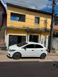 Prédio/Edifício Inteiro com 2 Quartos para alugar, 70m² no Gleba H, Camaçari