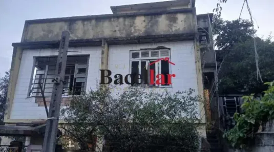 Prédio/Edifício Inteiro com 8 Quartos à venda, 300m² no Brás de Pina, Rio de Janeiro