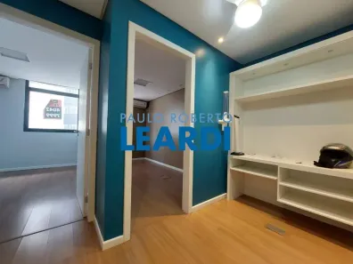 Loja / Salão / Ponto Comercial à venda, 30m² no Campinas, São José