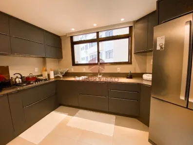 Apartamento com 3 Quartos à venda, 170m² no Centro, Florianópolis