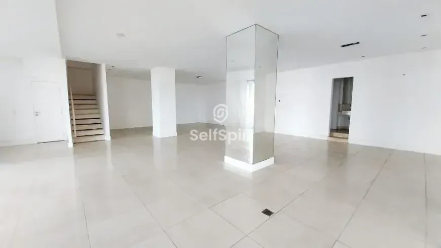 Foto do imóvel - Ponto comercial/Loja/Box para alugar com 227 m², 5 banheiros