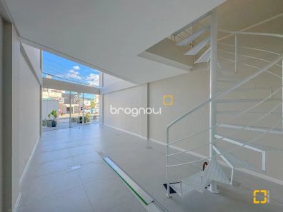 Loja / Salão / Ponto Comercial à venda, 71m² no Trindade, Florianópolis
