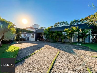 Casa de Condomínio com 3 Quartos à venda, 1000m² no Belém Novo, Porto Alegre