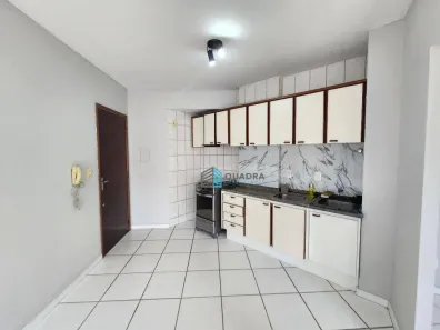 Apartamento com 1 Quarto para alugar, 40m² no Centro, Florianópolis