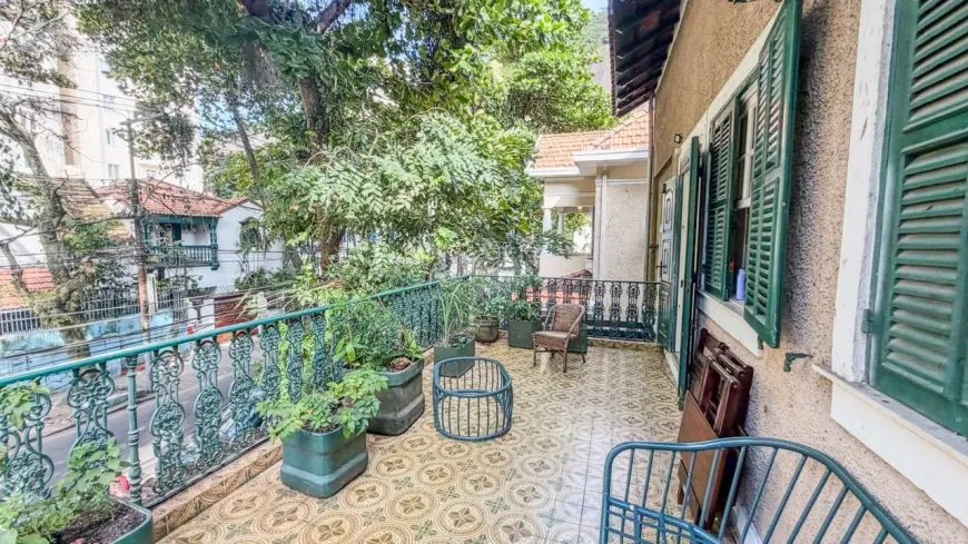 Foto do imóvel - Casa para alugar com 380 m², 4 quartos, 4 banheiros, 1 vaga
