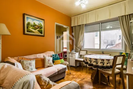 Apartamento com 2 Quartos à venda, 68m² no Cidade Baixa, Porto Alegre