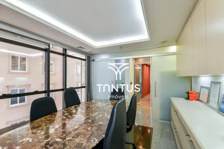 Conjunto Comercial / Sala à venda, 86m² no Centro, Curitiba