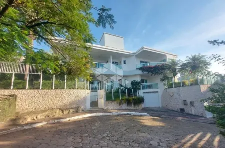 Prédio/Edifício Inteiro com 7 Quartos à venda, 475m² no Canasvieiras, Florianópolis