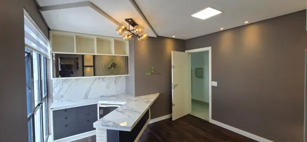 Conjunto Comercial / Sala à venda, 26m² no Kobrasol, São José