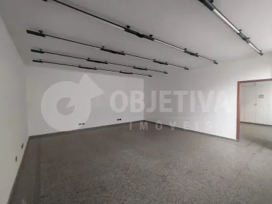 Conjunto Comercial / Sala à venda, 50m² no Centro, Uberlândia