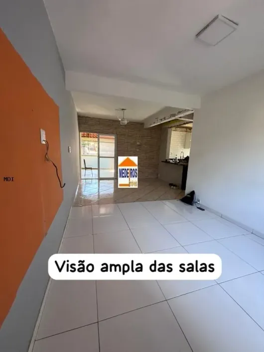 Foto do imóvel - Casa para alugar com 2 quartos, 1 suíte, 2 banheiros e 1 vaga na garagem próximo ao Metrô.