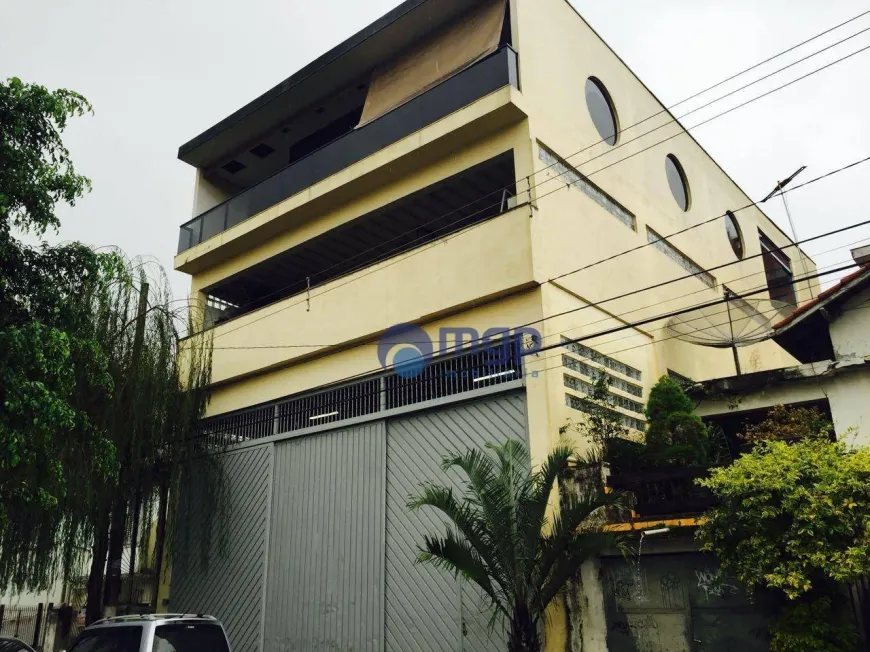 Foto do imóvel - Prédio inteiro para alugar com 750 m², 4 banheiros e 10 vagas na garagem em
