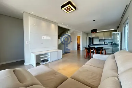 Casa com 4 Quartos para alugar, 320m² no Centro, Florianópolis