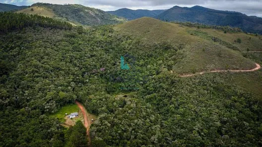 com 2 Quartos à venda, 1m² no , Delfim Moreira