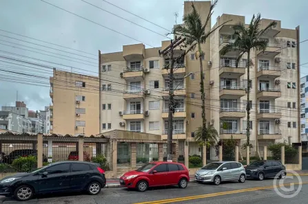 Apartamento com 3 Quartos para alugar, 132m² no Canto, Florianópolis