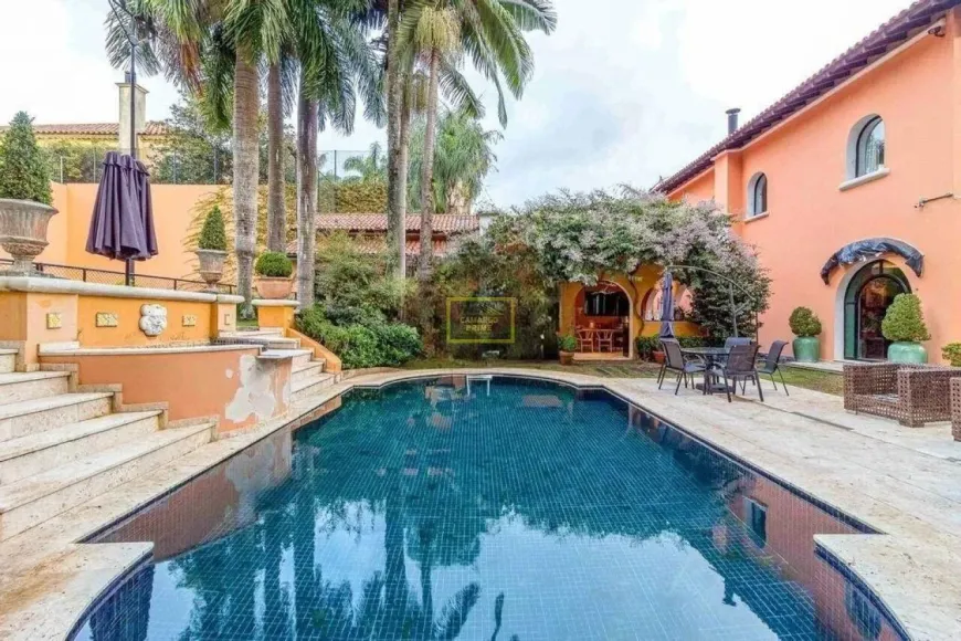 Foto do imóvel - Casa para alugar com 4 quartos, 4 suítes, 7 banheiros e 6 vagas na garagem em