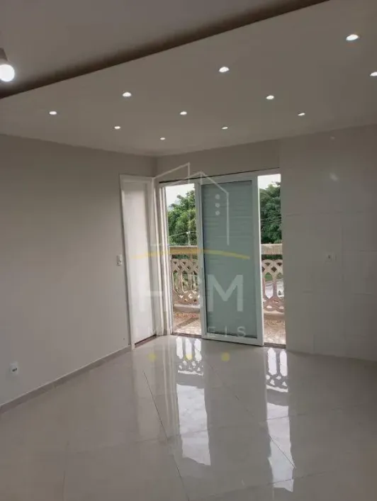 Foto do imóvel - Apartamento para alugar com 2 quartos, 1 banheiro e 70 m² em