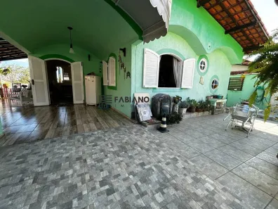 Casa de Condomínio com 4 Quartos à venda, 180m² no Hospício, Araruama