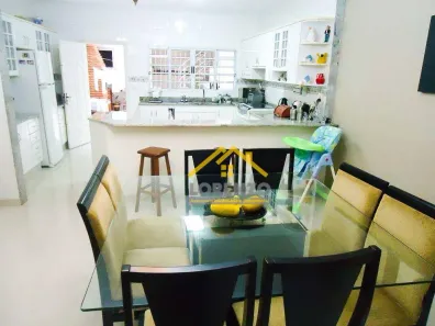 Sobrado com 3 Quartos à venda, 290m² no Pinheirinho, Santo André