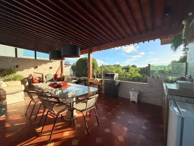 Casa de Condomínio com 4 Quartos à venda, 330m² no Parque do Jiqui, Parnamirim