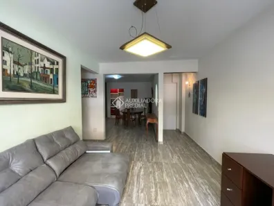 Apartamento com 2 Quartos para alugar, 80m² no Centro, Florianópolis