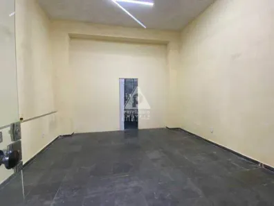 Loja / Salão / Ponto Comercial à venda, 44m² no Copacabana, Rio de Janeiro