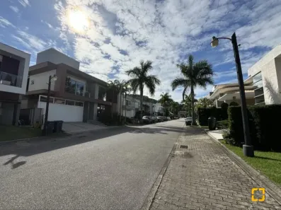 Terreno / Lote / Condomínio à venda, 450m² no Jurerê, Florianópolis