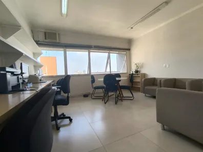 Conjunto Comercial / Sala à venda, 32m² no Centro, São José dos Campos