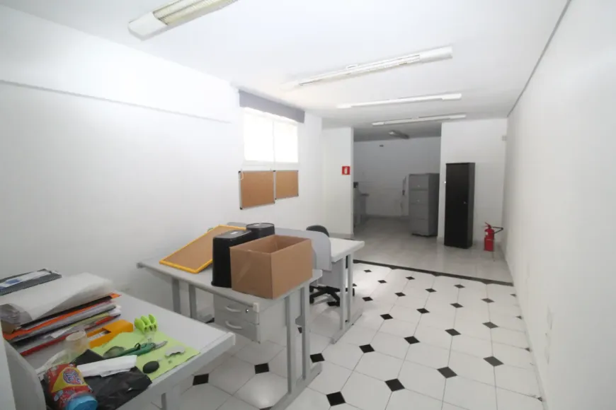 Foto do imóvel - Prédio/Edifício inteiro à venda com 2 quartos, 3 banheiros e 2 vagas na garagem próximo ao.