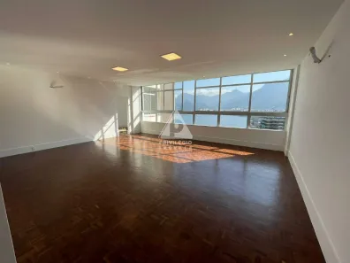 Apartamento com 4 Quartos à venda, 170m² no Lagoa, Rio de Janeiro