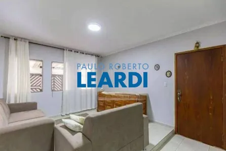 Sobrado com 2 Quartos à venda, 186m² no Pinheirinho, Santo André