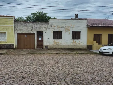 Casa com 1 Quarto à venda, 75m² no Centro, Bagé