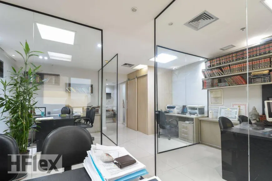 Foto do imóvel - Sala/Conjunto/Escritório à venda com 42 m², 1 banheiro, 1 vaga na garagem e ar-condicionado em