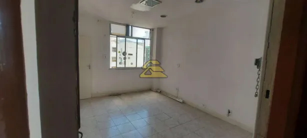 Conjunto Comercial / Sala à venda, 30m² no Centro, Rio de Janeiro
