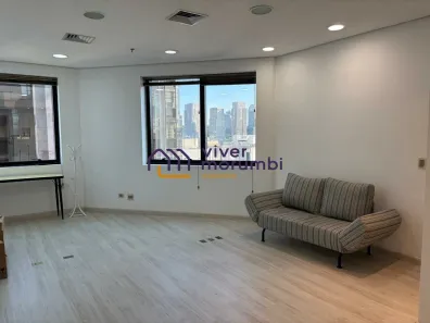 Casa Comercial à venda, 32m² no Cidade Monções, São Paulo