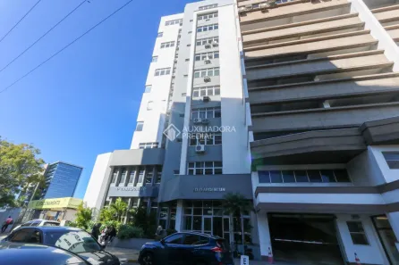 Conjunto Comercial / Sala para alugar, 61m² no Centro, Canoas