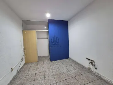 Prédio Inteiro para alugar, 80m² no Centro, Taubaté